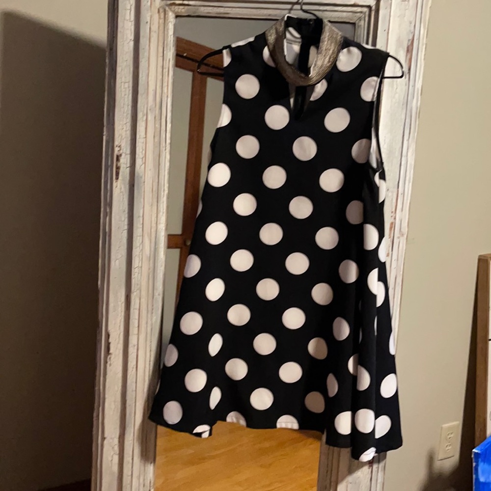 I recently lost 60 pounds and selling some of my clothes!